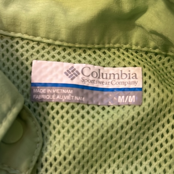 Women’s medium Columbia Omni shade button down shirt - Picture 2 of 8